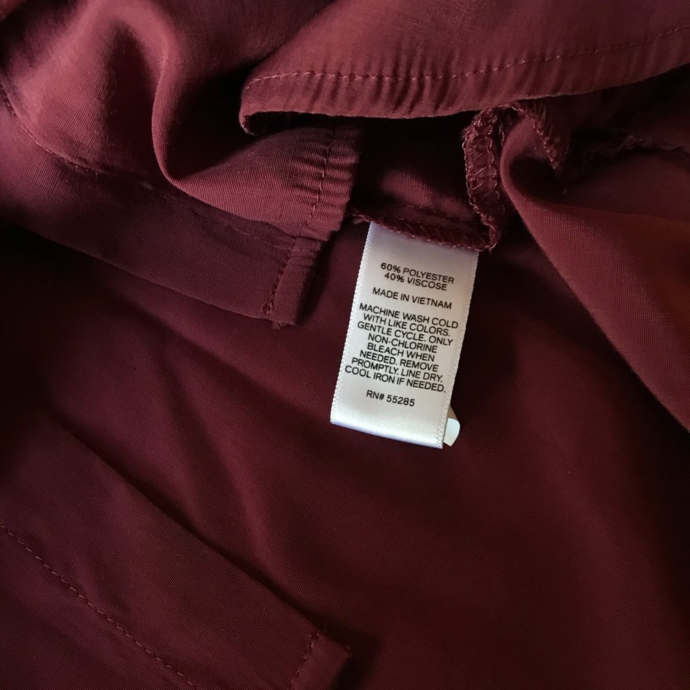 Express Porto Fino Pink Collard Shirt “Silk” Like - Picture 4 of 4